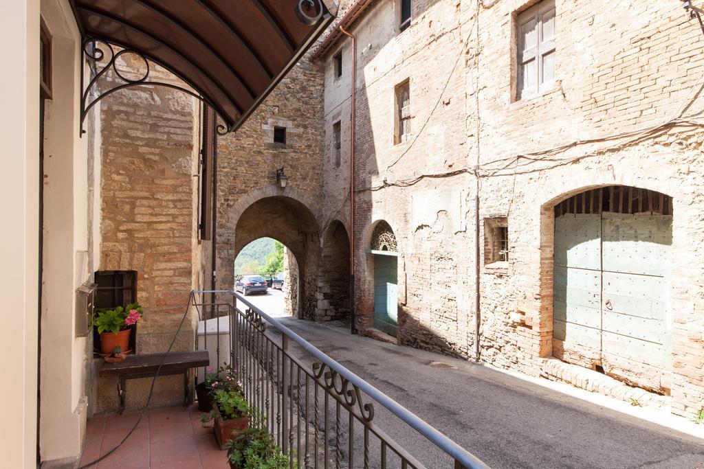 Compignano Casa Brecciaヴィラ エクステリア 写真
