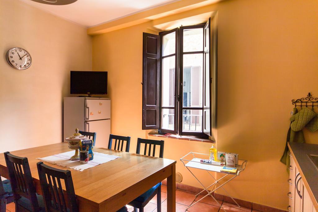 Compignano Casa Brecciaヴィラ 部屋 写真