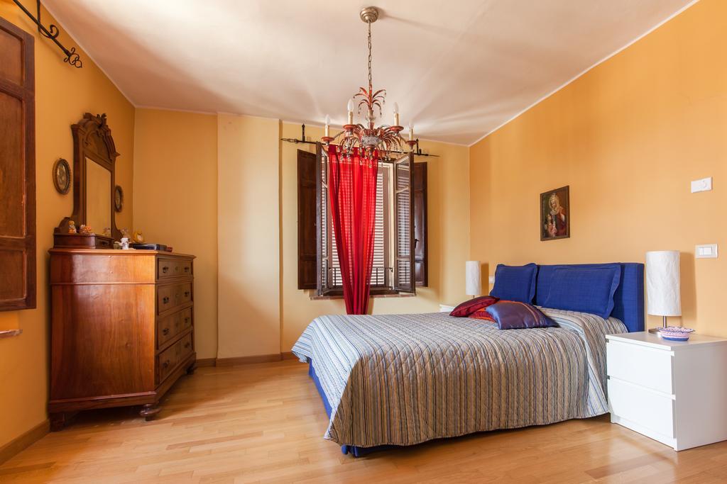 Compignano Casa Brecciaヴィラ 部屋 写真