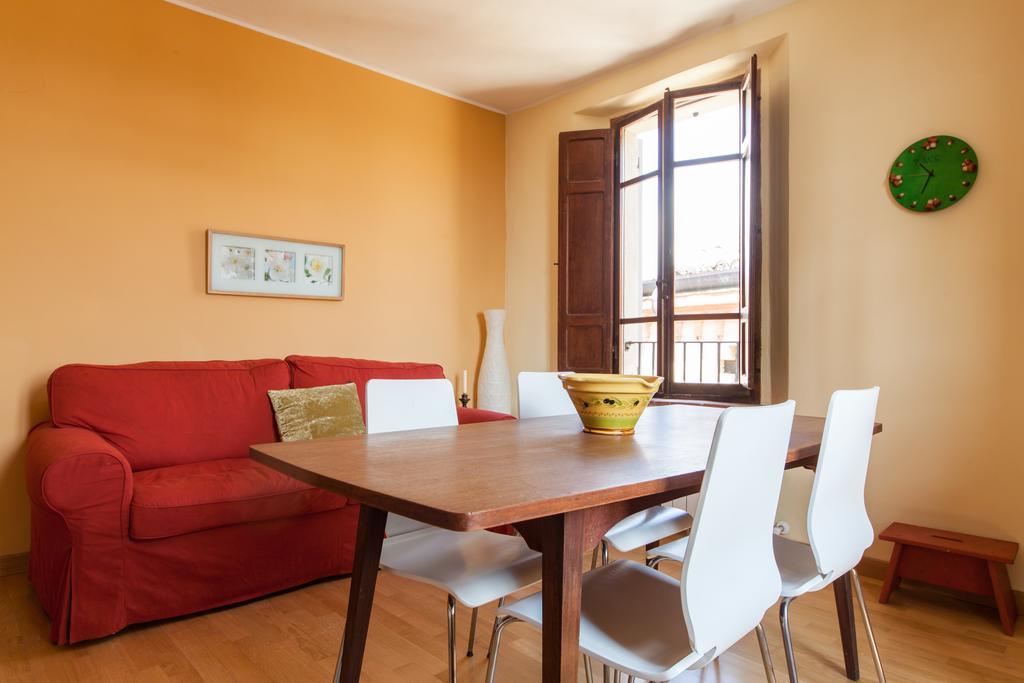 Compignano Casa Brecciaヴィラ 部屋 写真
